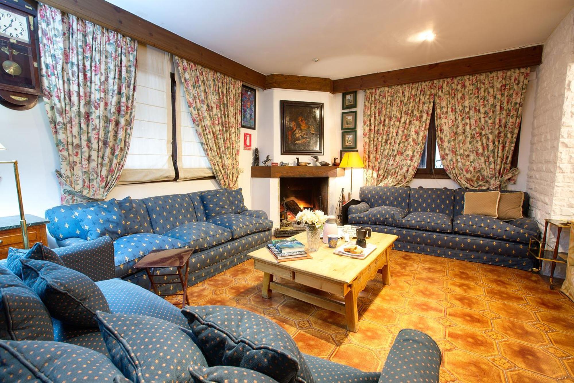 Superior Double Room,1525112776:JPEG